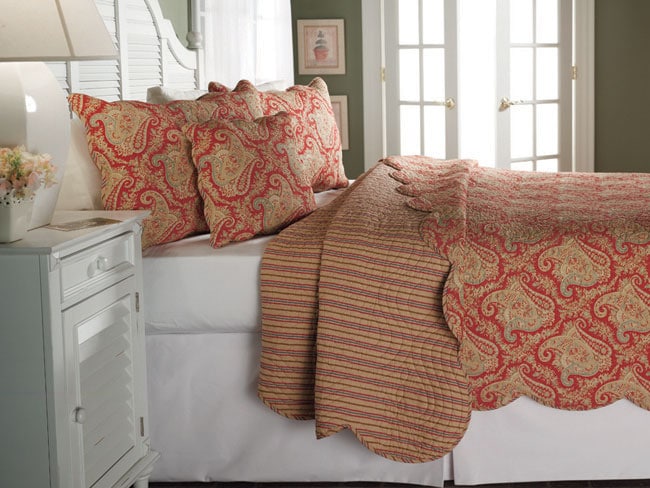 Seraphina Paisley Quilt Set  