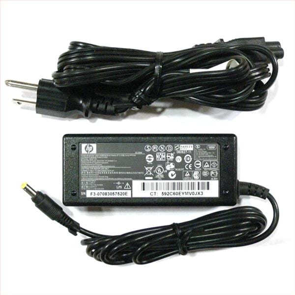 HP 381090 001 65 watt Laptop Power Adapter  