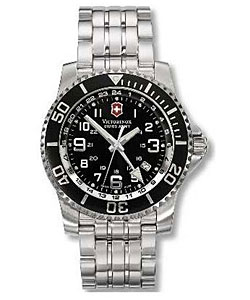 victorinox maverick dual time