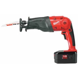 Milwaukee 18 volt sawzall best sale hatchet battery