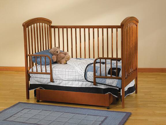 Shop Aspen 4 In 1 Convertible Crib With Mobile Overstock 3723714