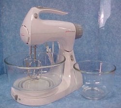 Sunbeam Mixmaster Stand Mixer Model 2366 2 Glass Mixing Bowls, 2