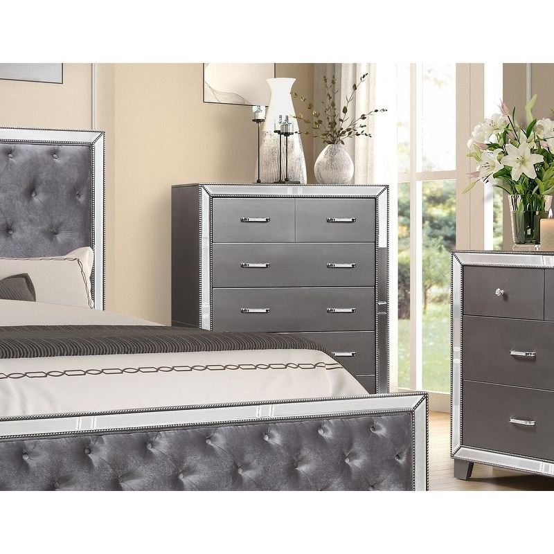 Best Master Furniture Sedona Silver Bedroom 5 Drawer Chest - On