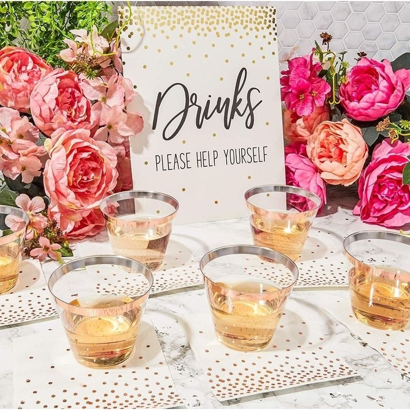 https://ak1.ostkcdn.com/images/products/30020842/Sparkle-and-Bash-Clear-Plastic-Cups-with-Rose-Gold-Rim-and-Napkins-50-Guests-d27d0e5c-c5ff-4aa2-9b3b-8b85c67626b9.jpg