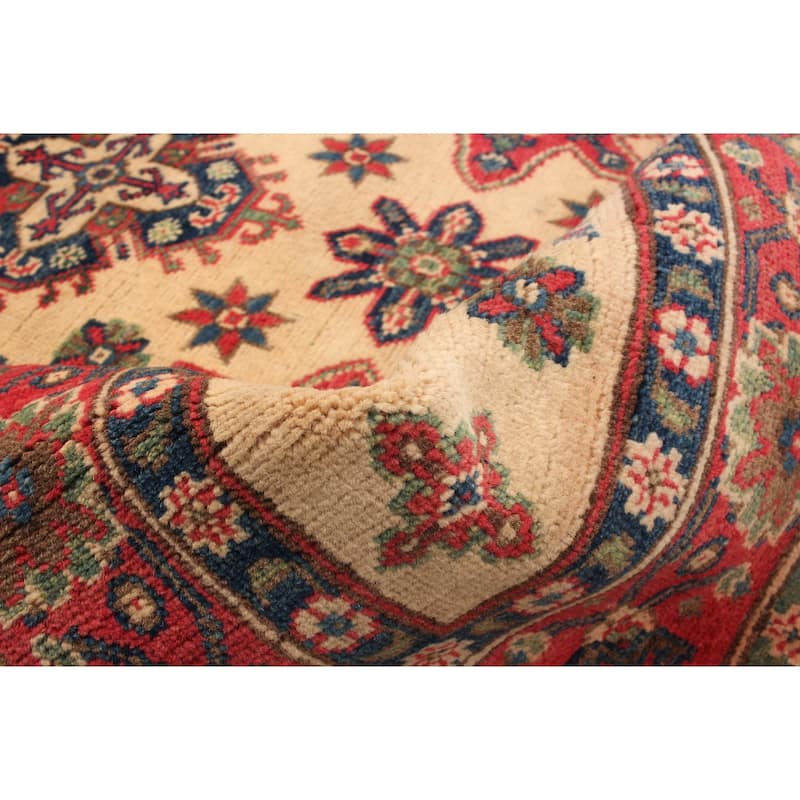 Hand-knotted Finest Gazni Cream, Copper Wool Rug - 3'10 x 6'0/3'10" x 6'0"