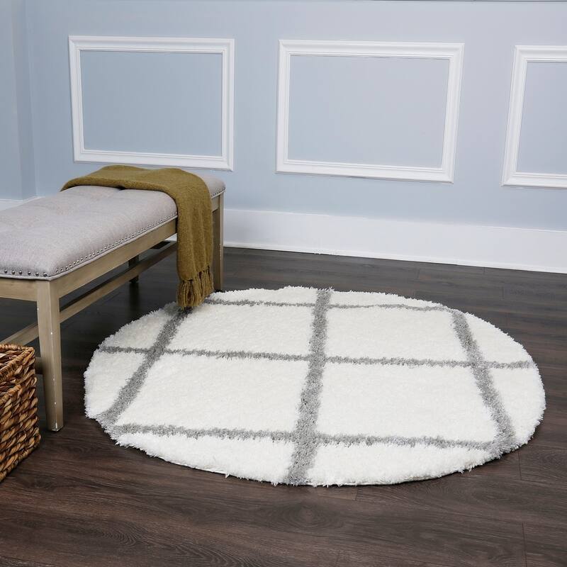 SoHome Carmela Tali Geometric Diamond Shag Area Rug - 7'10" Round - Ivory/Grey - Round