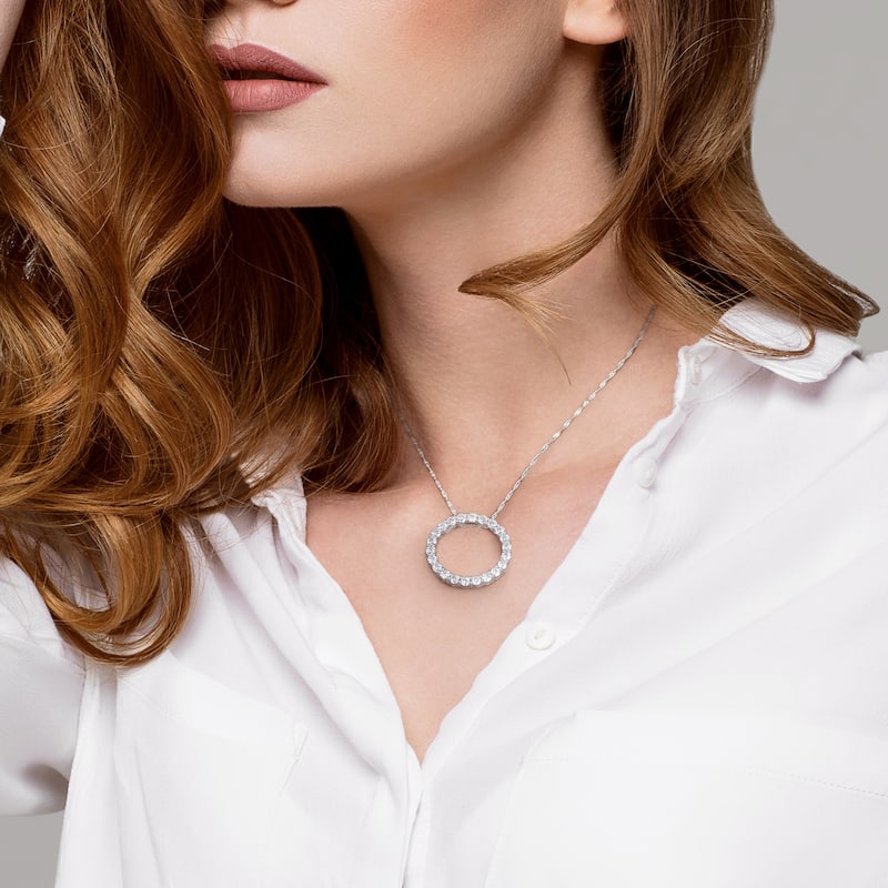 Miadora 2 1/5ct DEW Moissanite Circle of Life Necklace in 14k White Gold - 25.9 mm x 17 in x 25.9 mm