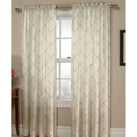 WELLINGTON 70"x14" Window Valance