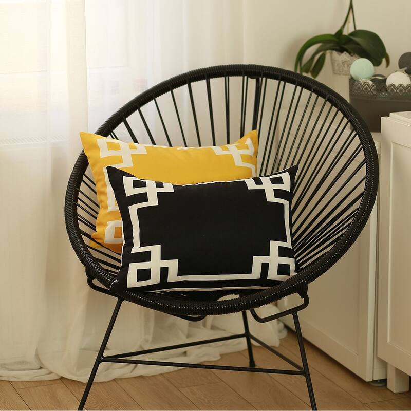 Geometric Greek Key Design Printed Decorative Throw Pillow Cover