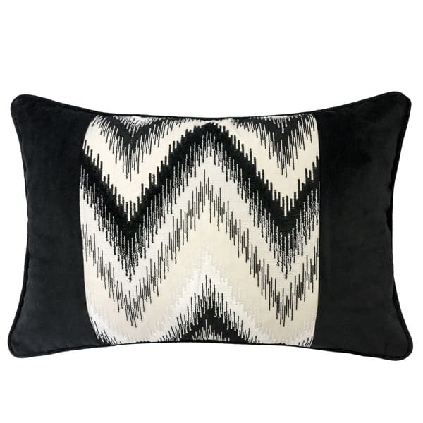 https://ak1.ostkcdn.com/images/products/30077357/Black-Series-Zig-Zag-Liner-Velvet-Large-Sofa-Couch-Pillow-2984bc63-3ad2-43a0-9666-2d4575d52316_600.jpg?impolicy=medium