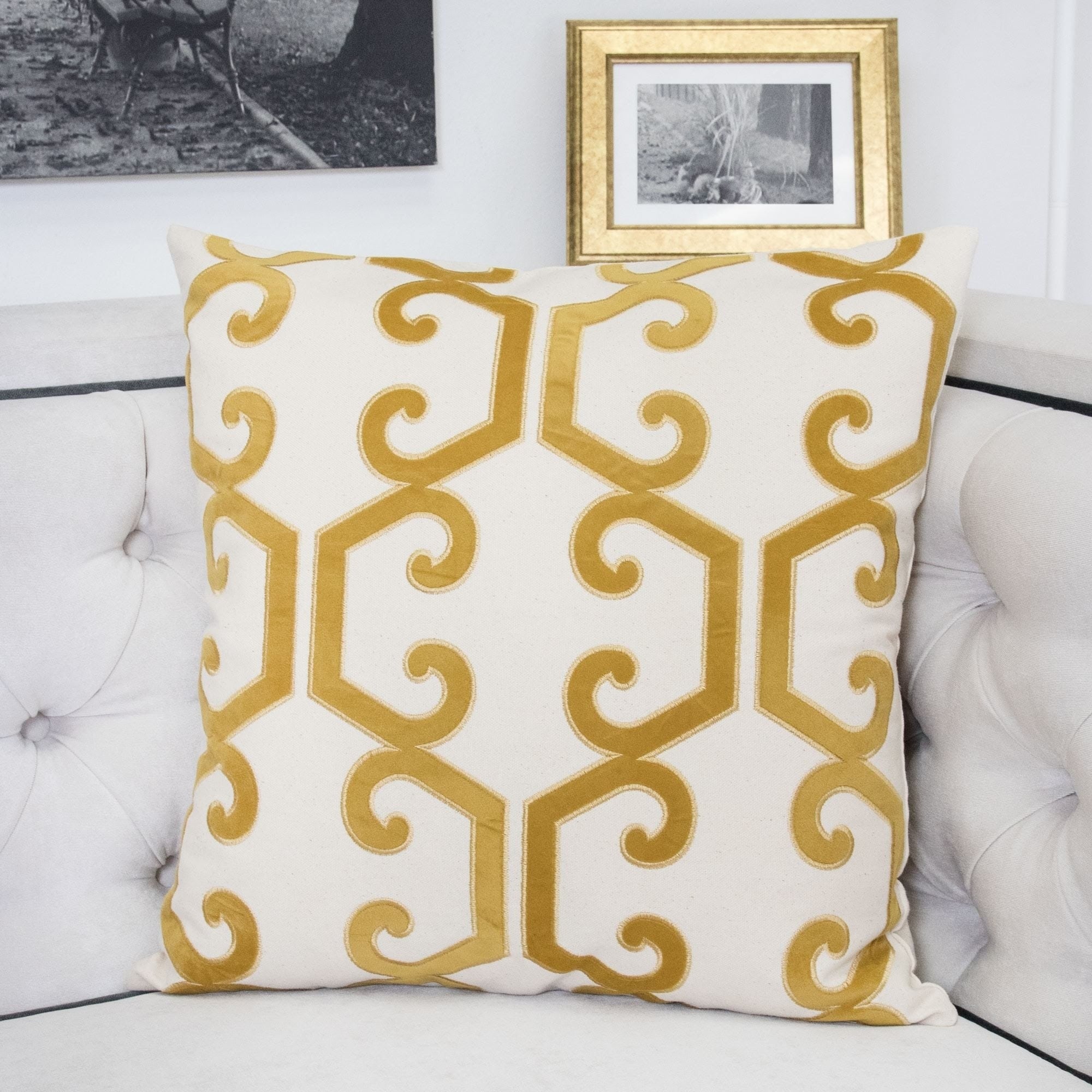 APPLIQUE MONOGRAM SQUARE PILLOW – WinnieHarper