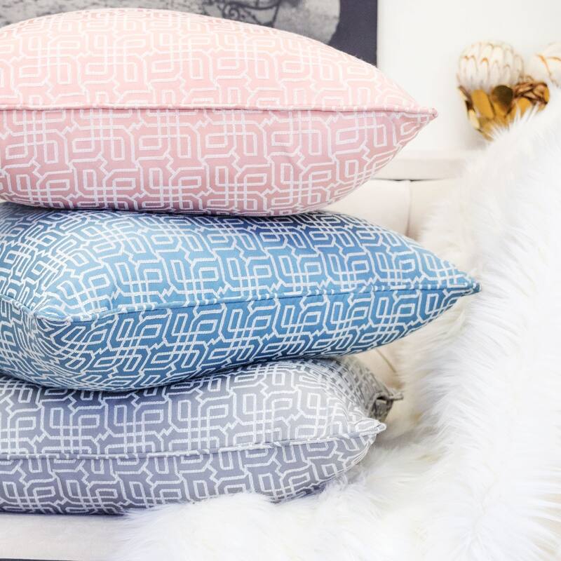 Diana Jacquard 20" Square Decorative Throw Pillow