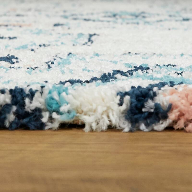 Amaru Geometric Shag Area Rug