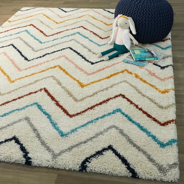 Kai Chevron Shag Area Rug