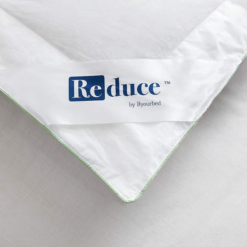 RE-DUCE - Revitalized Down Top Featherbed - White