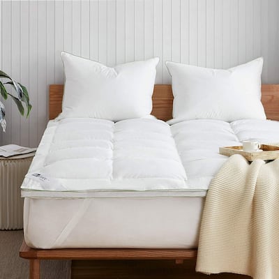 RE-DUCE - Revitalized Down Top Featherbed - White