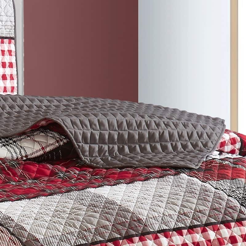 Carbon Loft Allain 3-Piece Reversible Patchwork Plaid Quilt Set