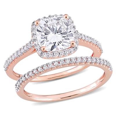 Miadora 2ct DEW Cushion-cut Moissanite and 1/3ct TDW Diamond Halo Bridal Ring Set in 14k Rose Gold