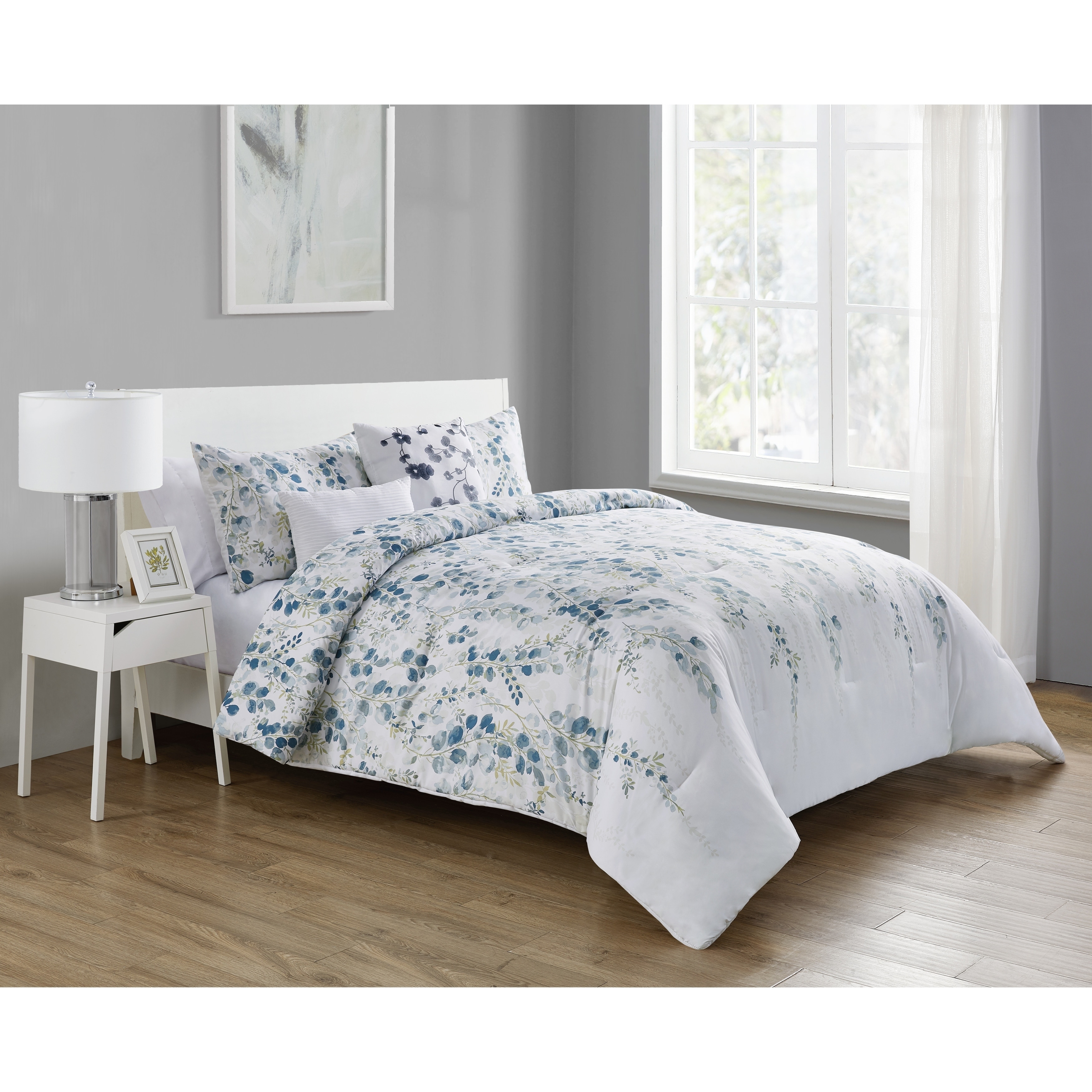 Shop Vcny Home Hailey Blue And White Floral Comforter Set On