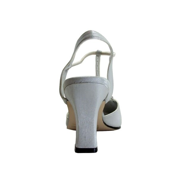 badgley mischka wide width shoes