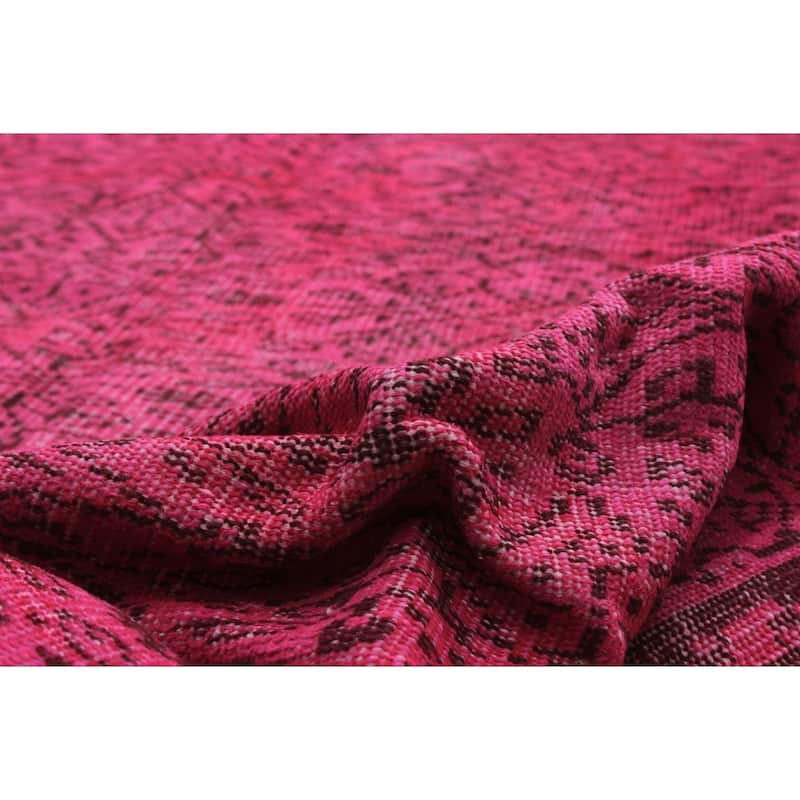 Hand-knotted Color Transition Pink Wool Rug - 5'9" x 9'8"