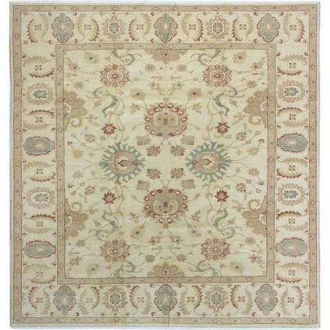Hand-knotted Authentic Ushak Cream Wool Rug