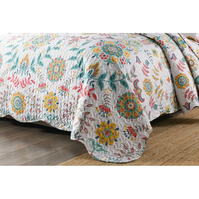 Boho Floral Lightweight Quilted Bedspread Set