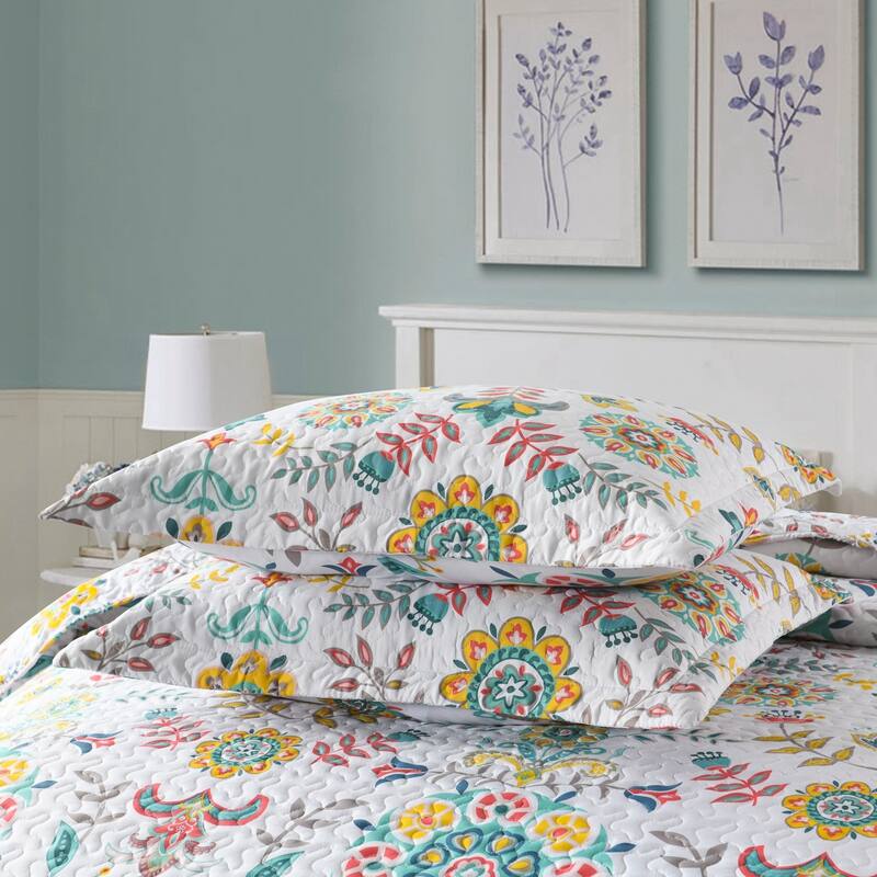 Boho Floral Lightweight Quilted Bedspread Set