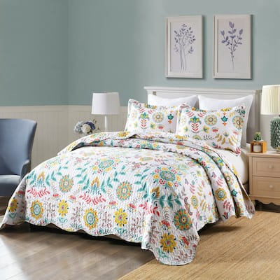 Boho Floral Lightweight Quilted Bedspread Set