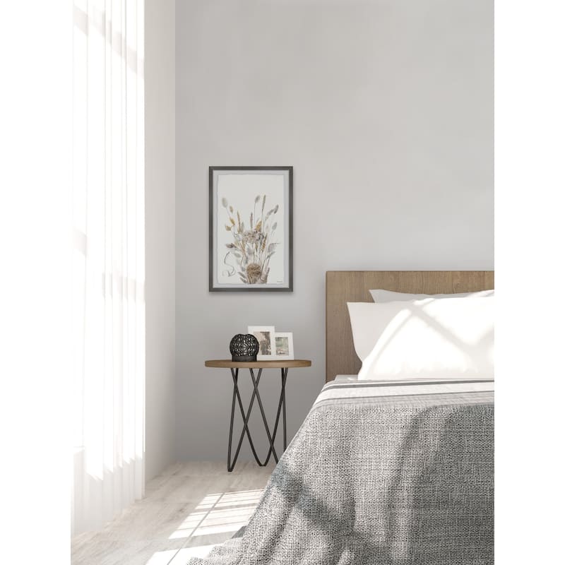 'Grey Flowers Bouquet' Framed Painting Print