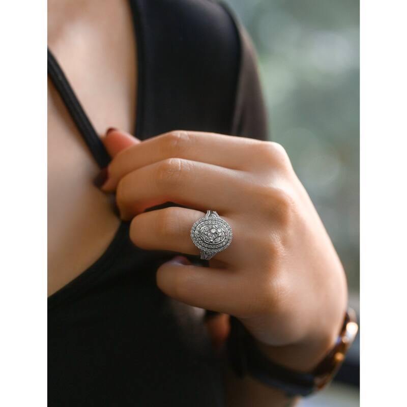 Annello by Kobelli 10k Gold 1 Carat TDW Oval Multi Diamond Cluster Split Shank Engagement Ring.
