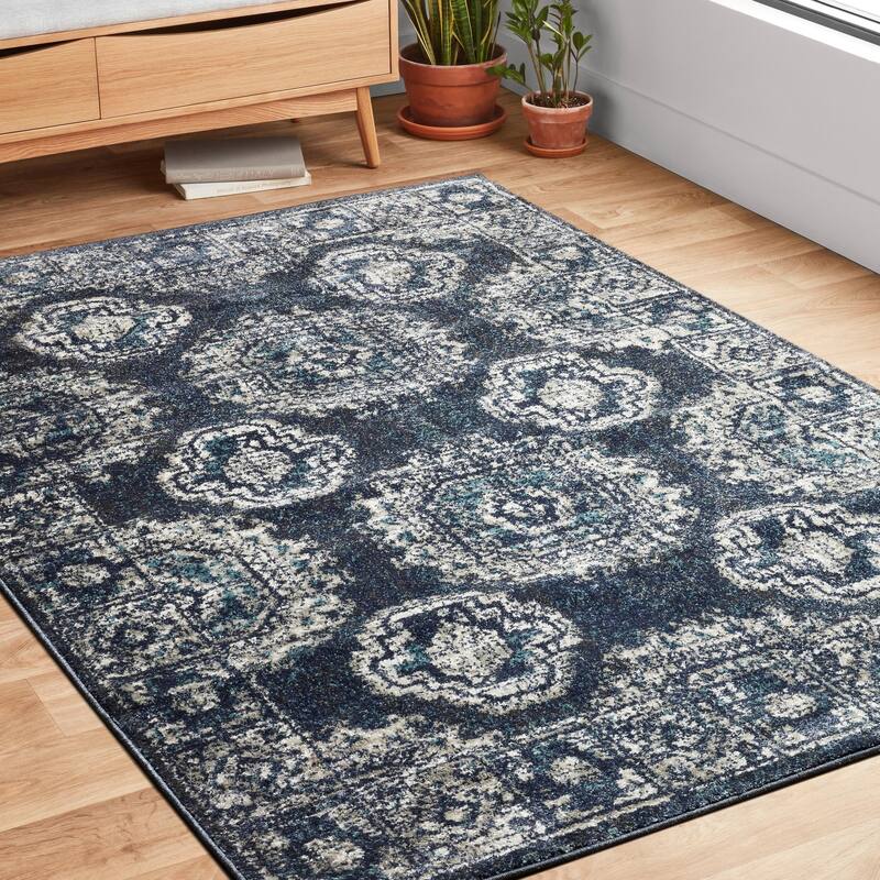 Alexander Home Bellagio Kaleidoscope Distressed Traditional Rug - 2' 7" x 10' - DENIM / GREY - Runner