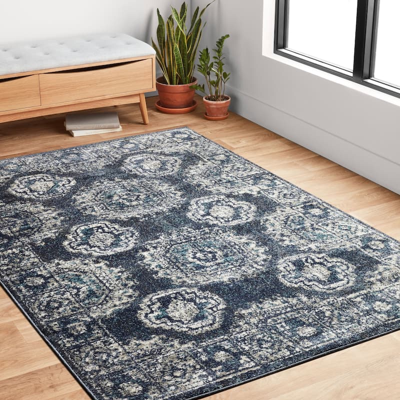 Alexander Home Bellagio Kaleidoscope Distressed Traditional Rug