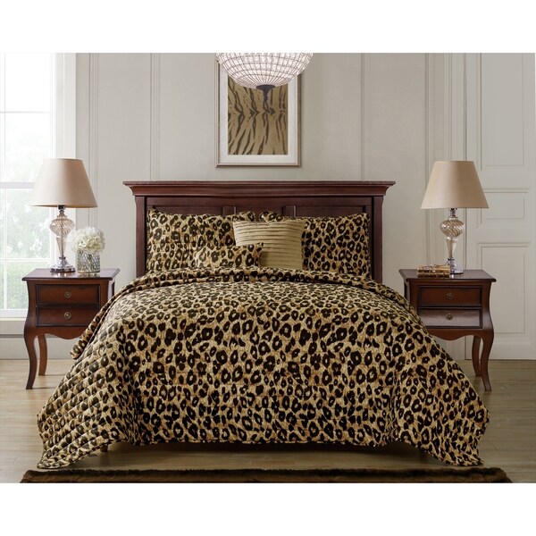 VCNY Home Cheetah Reversible Quilt Set 