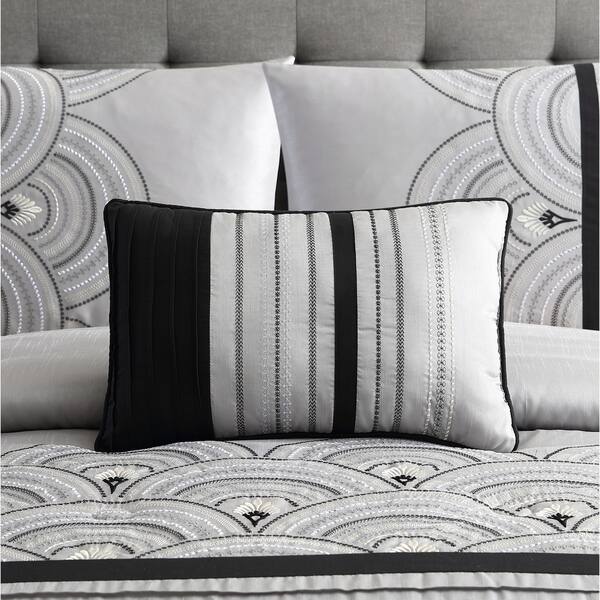 Shop Vcny Home Art Deco Metallic 7 Piece Comforter Set On Sale