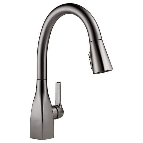 Delta Delta MATEO Single Handle Pull-Down Kitchen Faucet with ShieldSpray Technology