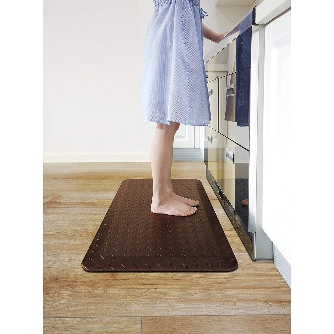 https://ak1.ostkcdn.com/images/products/30522610/Elegant-Comfort-Anti-Fatigue-Standing-Comfort-Kitchen-Mat-OVERSIZED-Non-Slip-Backing-Perfect-for-Kitchen-39-X-20-6e7df056-9503-460b-847a-6e4898aef1b0.jpg