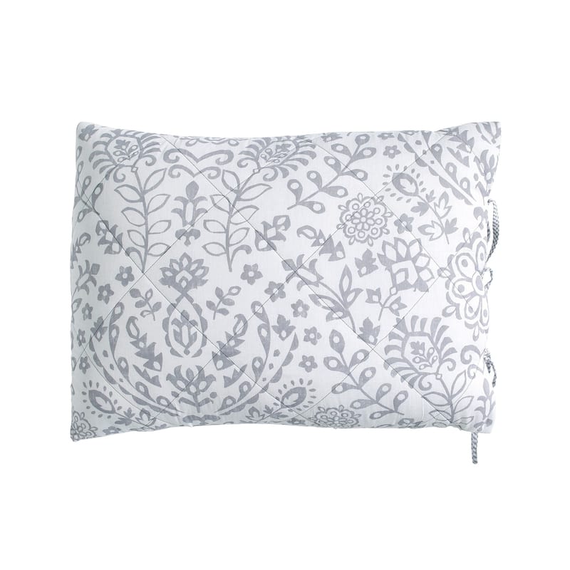 Porch & Den Scofield Floral Print Cotton Quilt