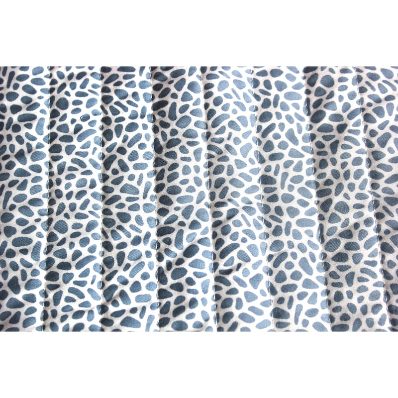 Modernist by Ron Chereskin Printed Pebbles 2/3pcs Quilt Set