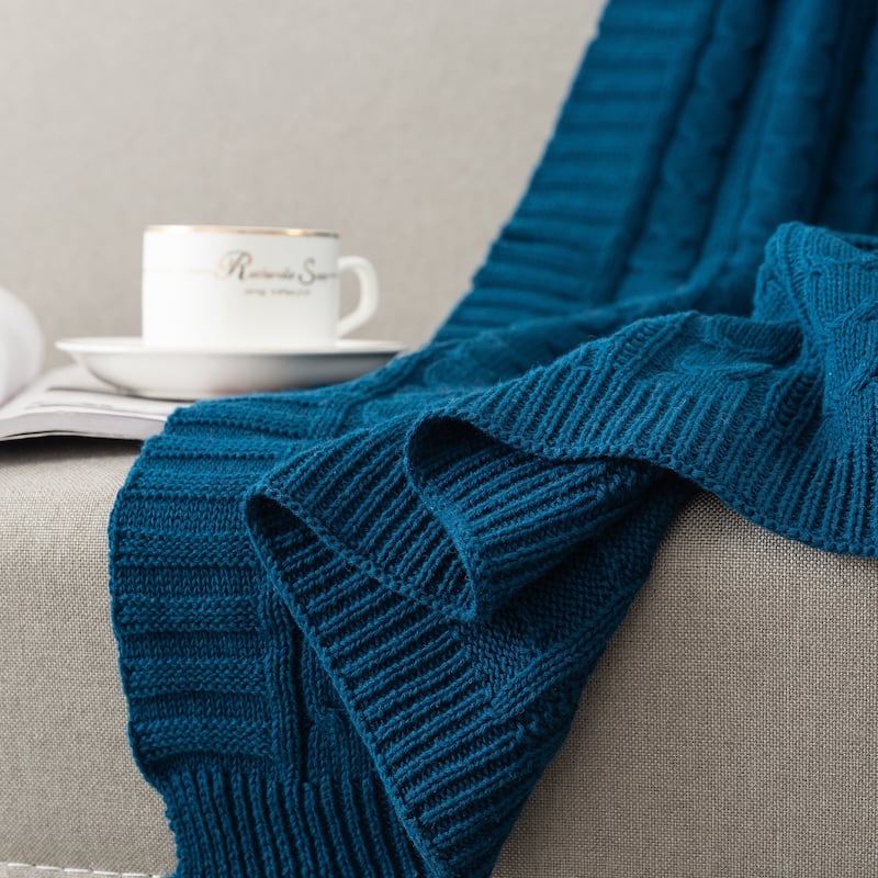 Cotton Cable Knit Throw