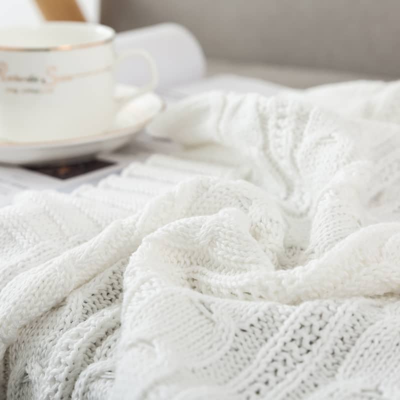 Cotton Cable Knit Throw
