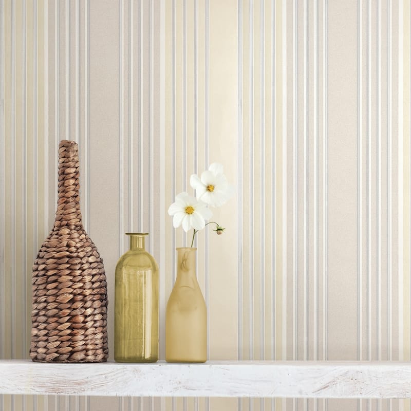 Florals & Flowers Jacobs Scandi Flower Wallpaper 20.5 in x 33 ft = About 56.4 square feet