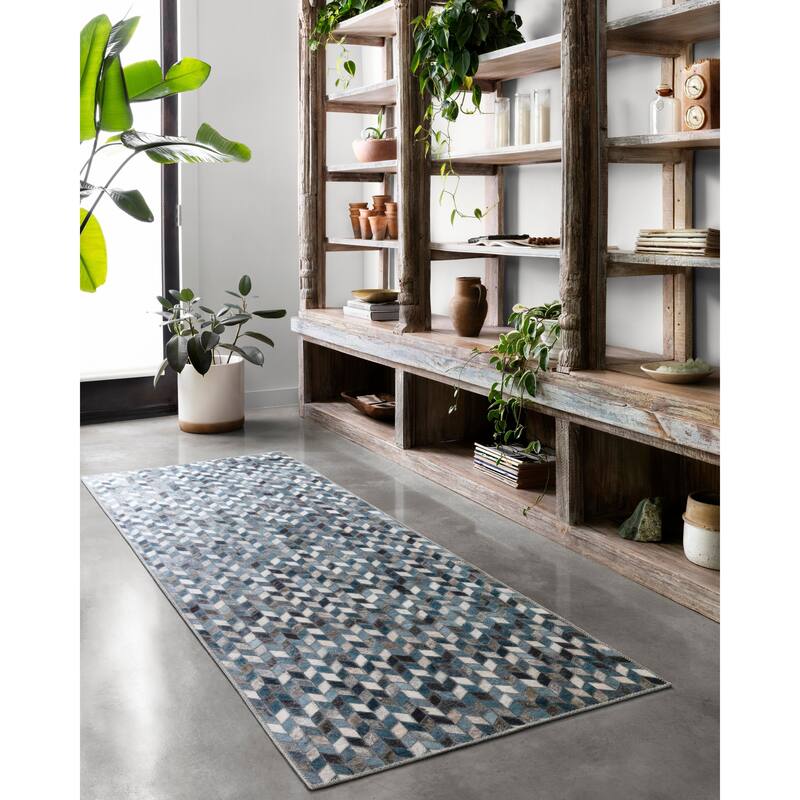 Alexander Home Davide Printed Geometric Faux Cowhide Area Rug