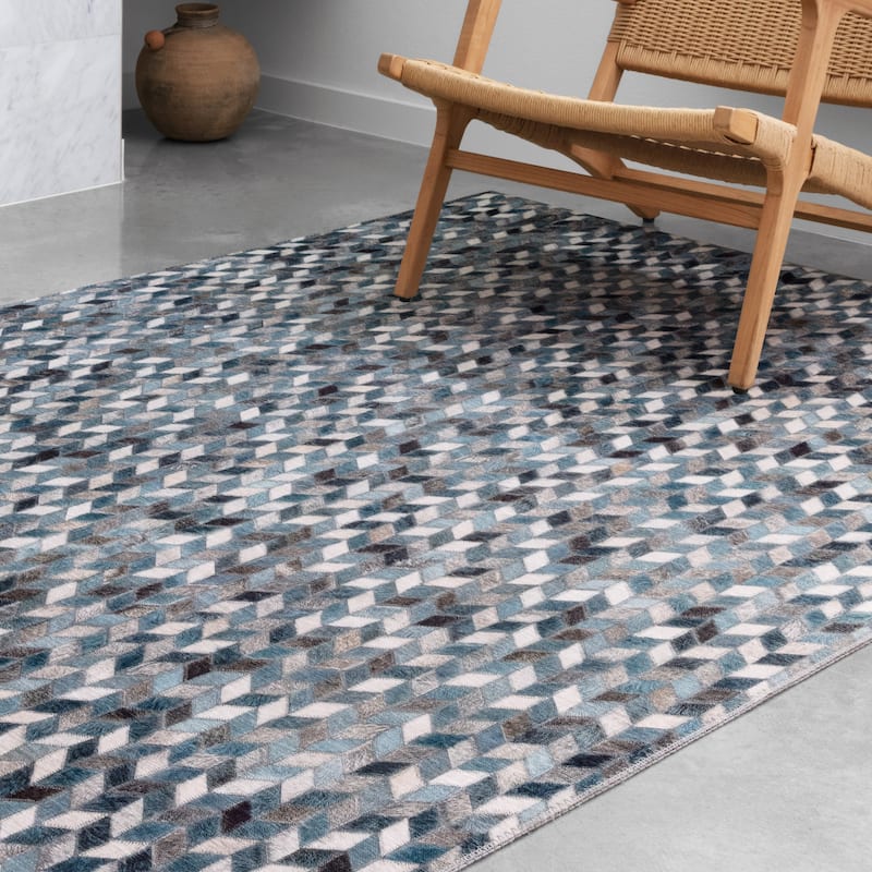 Alexander Home Davide Printed Geometric Faux Cowhide Area Rug - 3' 6" x 5' 6" - Ocean / Grey
