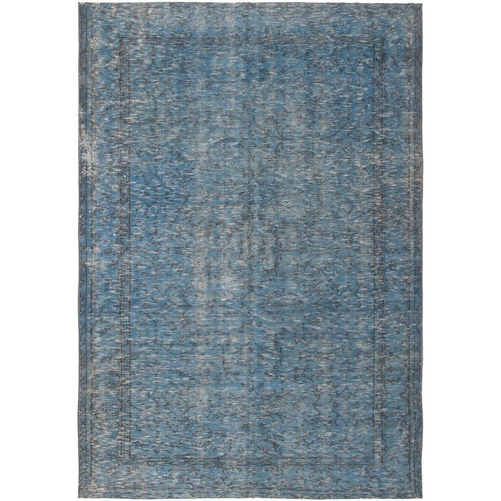 Hand-knotted Color Transition Light Denim Blue Wool Rug - 5'6 x 8'11