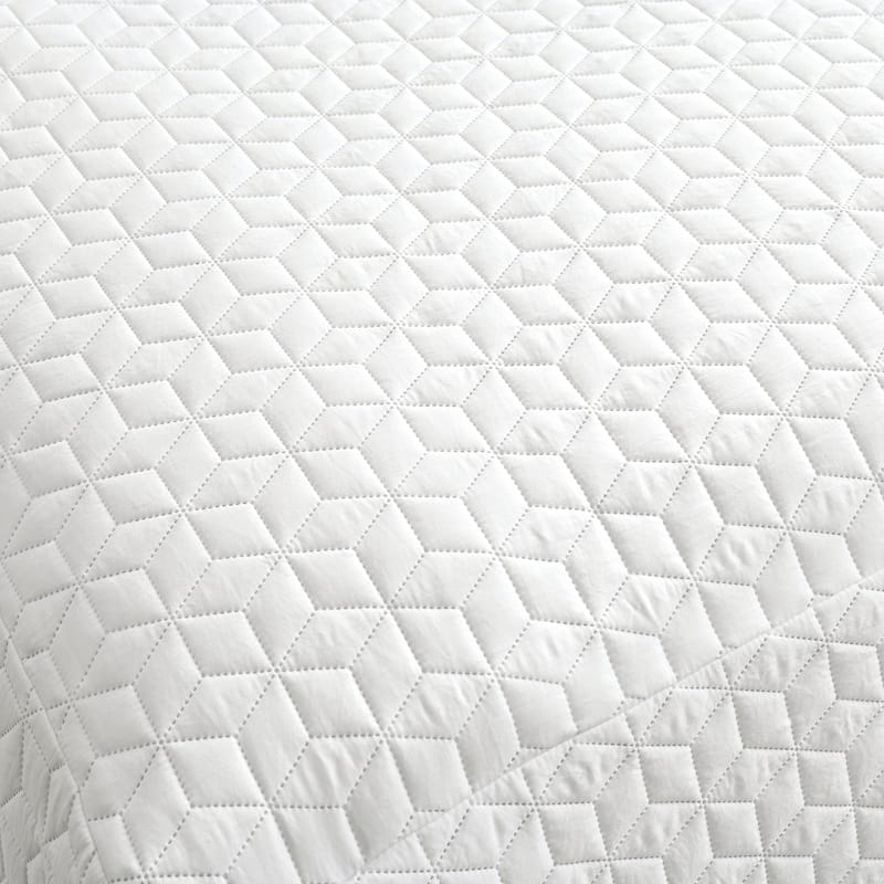 Lush Decor French Country Geo Ruffle Skirt 3-piece Bedspread Set
