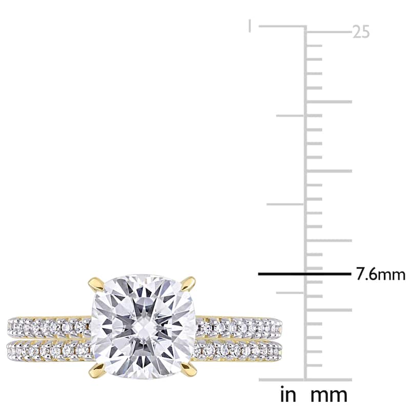 Miadora 2ct DEW Cushion-Cut Moissanite and 1/4ct TDW Diamond Bridal Ring Set in 14k Yellow Gold