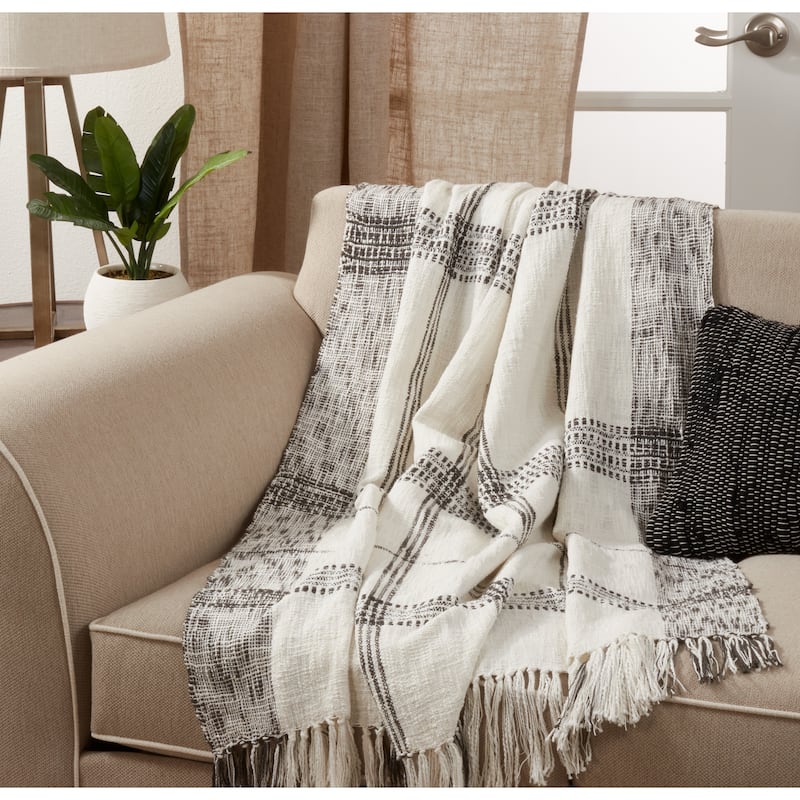 Plaid Design Cotton Throw