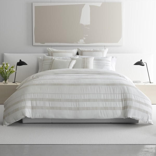 white decorative bed pillows