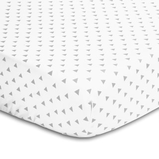 The Peanut Shell Triangle Print Cotton Fitted Crib Sheet in Grey.